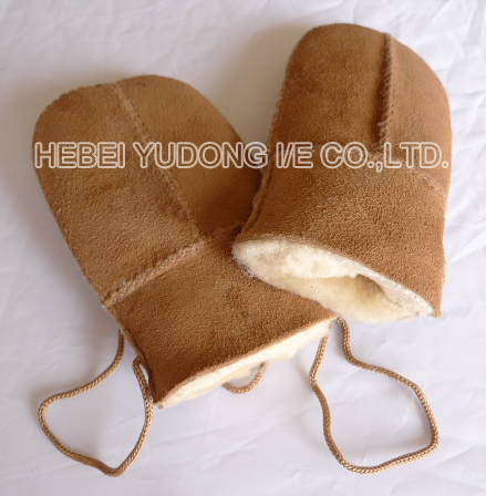 Kids Sheepskin Mitten